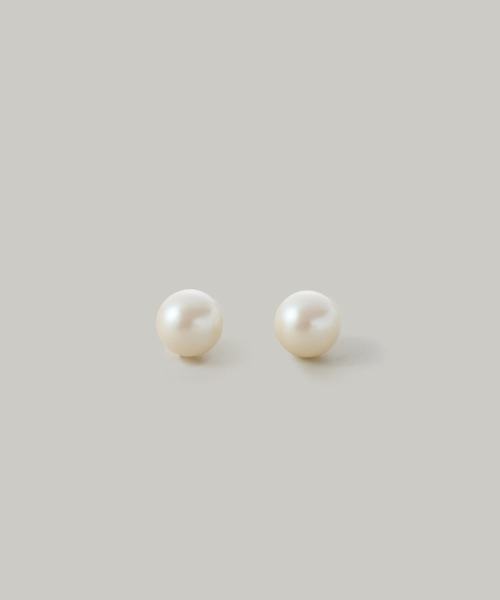 ８ｍｍスタッドパールピアス