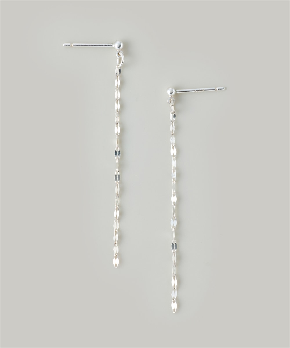 ペタルチェーンピアス